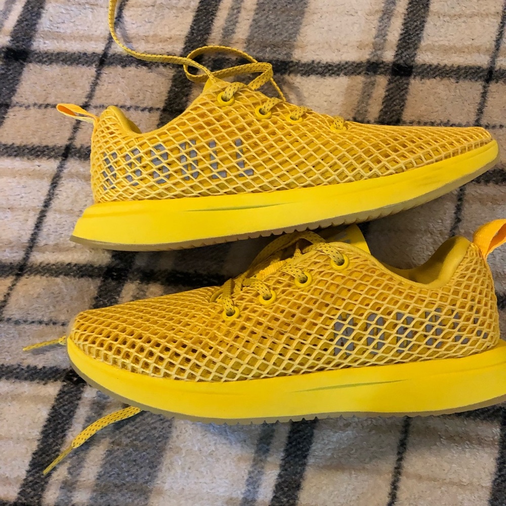 NoBull Yellow Ducky Runners
